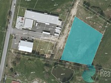 Prodej  komerčního pozemku 4 401 m²
